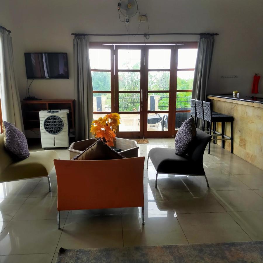 Villa Damay Dua โลวินา ภายนอก รูปภาพ