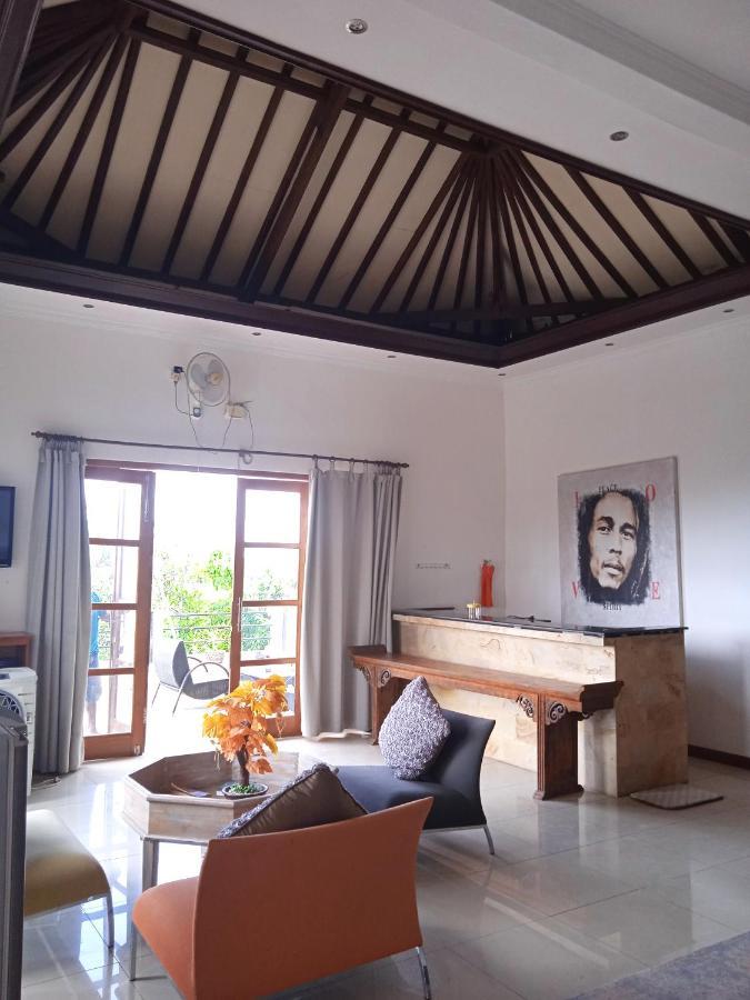 Villa Damay Dua โลวินา ภายนอก รูปภาพ
